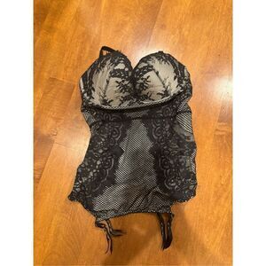 Woman’s sexy, Victoria’s Secret corset size 36D